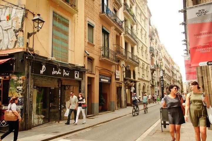 Center-Ramblas Hostal Barcelona Exterior foto