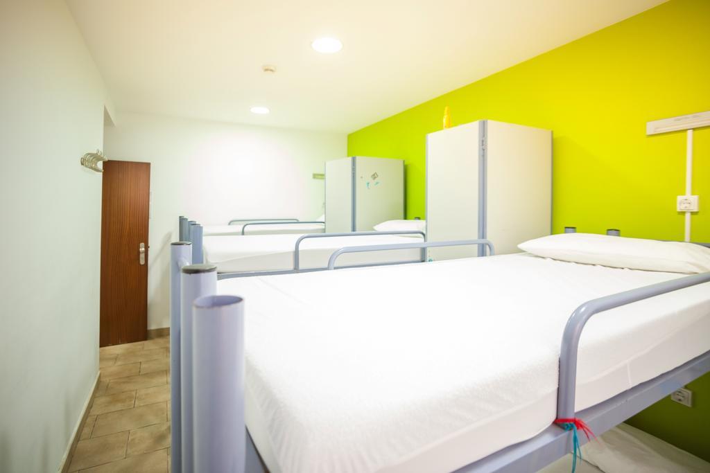 Center-Ramblas Hostal Barcelona Habitación foto